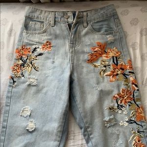 Floral embroidered mom jeans